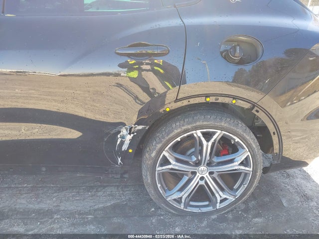 2021 MASERATI LEVANTE ZN661XUAXMX357863 Photo 5