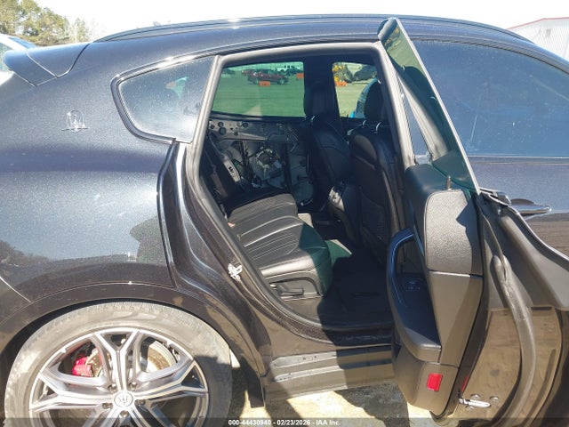 2021 MASERATI LEVANTE ZN661XUAXMX357863 Photo 7