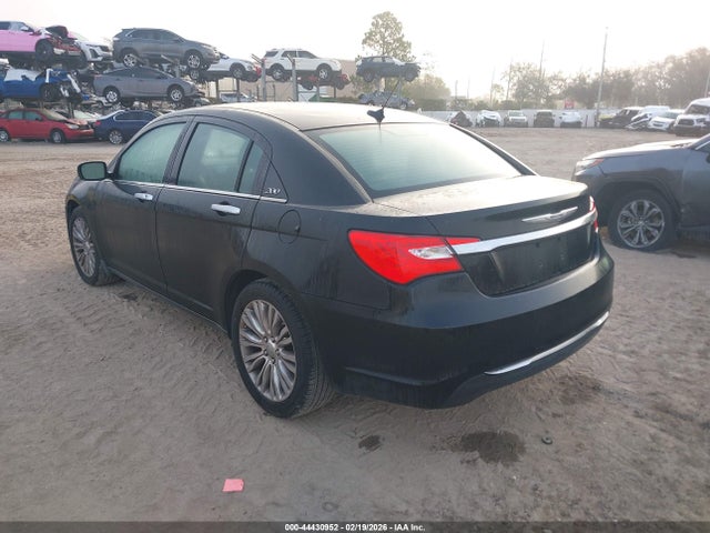 2012 CHRYSLER 200 1C3CCBCB3CN277945 Photo 2