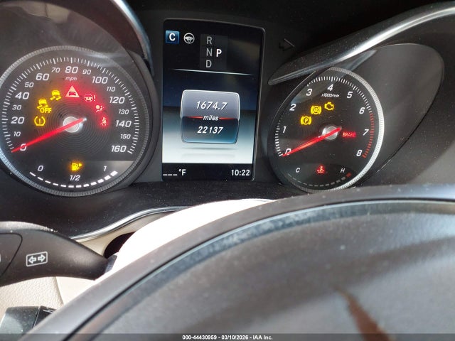 WDC0G4KB3JV019576 Mercedes-Benz Glc 300 4matic