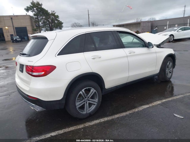 WDC0G4KB3JV019576 Mercedes-Benz Glc 300 4matic
