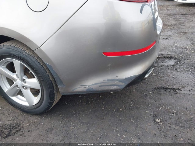 5XXGM4A77FG389832 KIA Optima Lx