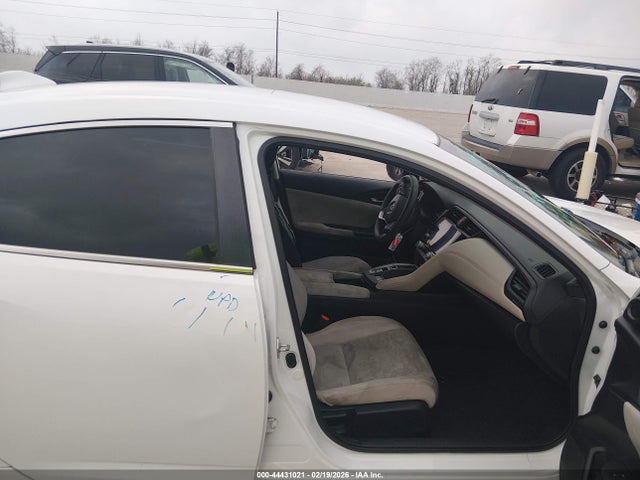 2019 HONDA INSIGHT 19XZE4F56KE009668 Photo 4