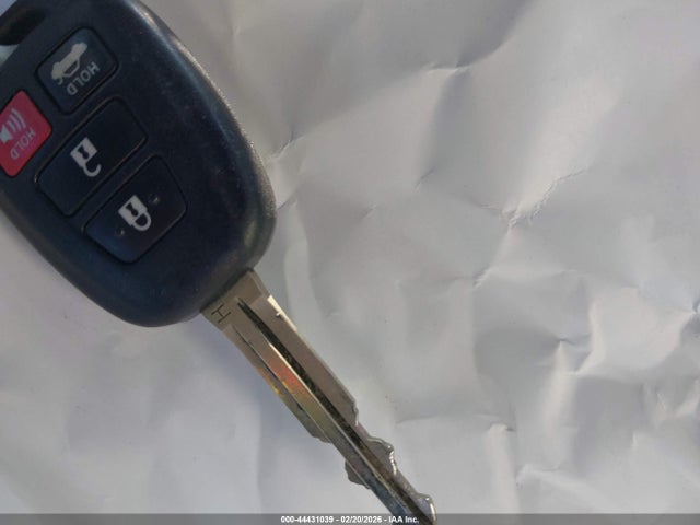 2019 TOYOTA COROLLA 5YFBURHE8KP893237 Photo 10