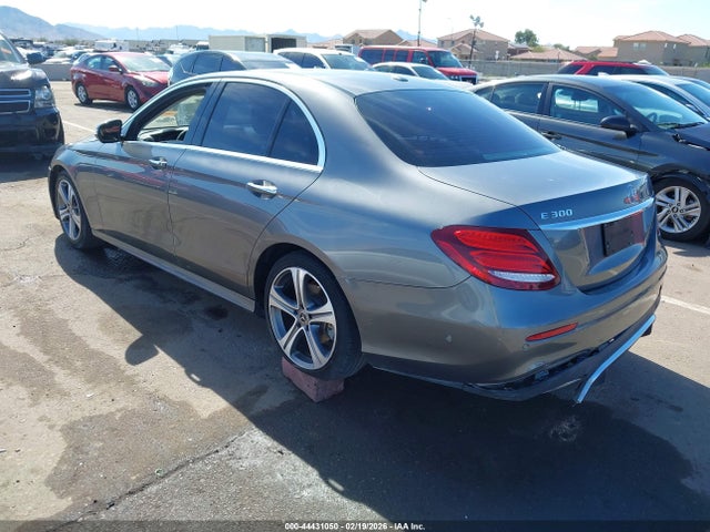 Продажа на аукционе авто 2018 Mercedes-benz E 300, vin: WDDZF4JB4JA460499, номер лота: 44431050