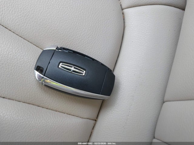 Lincoln Mkc Premiere 2017 5LMCJ1D91HUL69133 Image 11