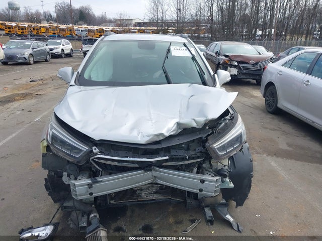 Продаж на аукціоні авто 2018 Buick Encore Essence, vin: KL4CJCSB9JB557662, номер лоту: 44431070