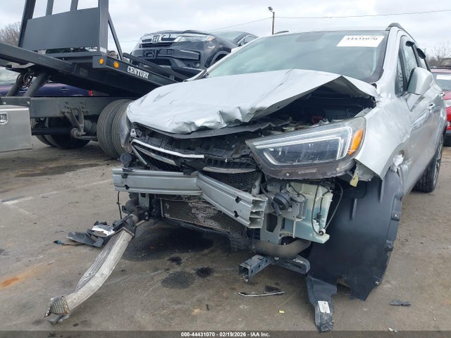 Продаж на аукціоні авто 2018 Buick Encore Essence, vin: KL4CJCSB9JB557662, номер лоту: 44431070