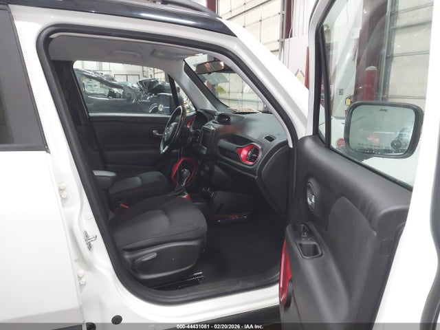 ZACNJBC13KPK13117 Jeep Renegade Trailhawk 4x4