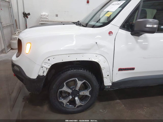 ZACNJBC13KPK13117 Jeep Renegade Trailhawk 4x4