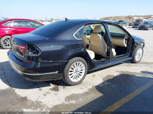 Продаж на аукціоні авто 2017 Volkswagen Passat 1.8t Se, vin: 1VWBT7A36HC053603, номер лоту: 44431087
