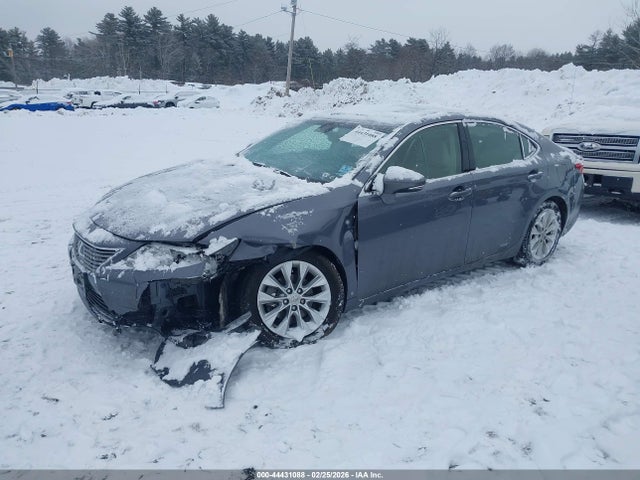 Lexus ES 300H 2015 JTHBW1GG9F2095105 Image 2