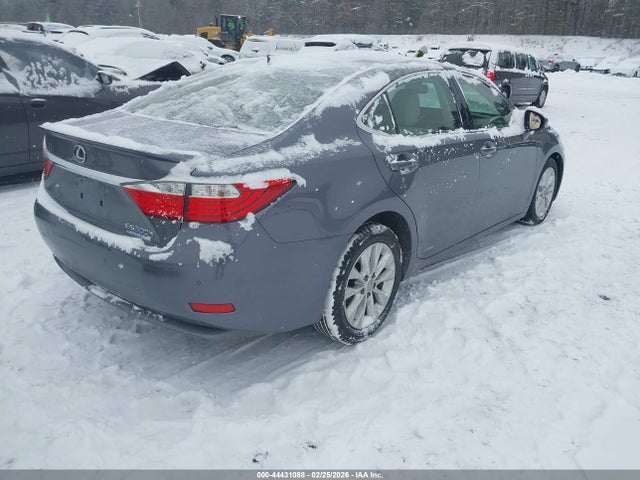 Lexus ES 300H 2015 JTHBW1GG9F2095105 Image 4