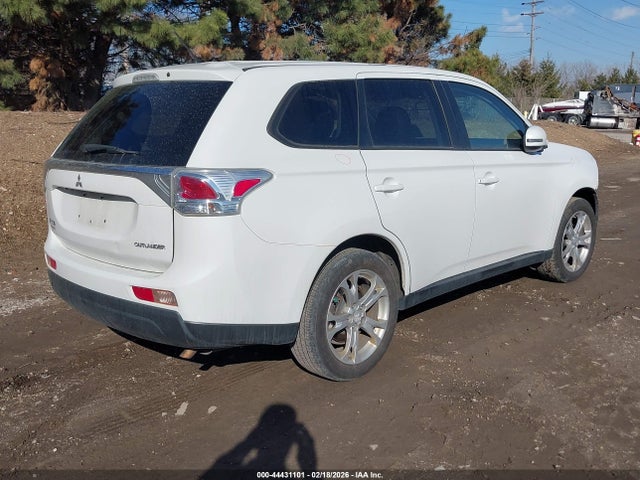 Продаж на аукціоні авто 2014 Mitsubishi Outlander Se, vin: JA4AD3A38EZ008377, номер лоту: 44431101