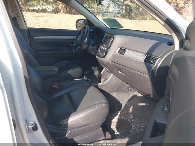 Продаж на аукціоні авто 2014 Mitsubishi Outlander Se, vin: JA4AD3A38EZ008377, номер лоту: 44431101