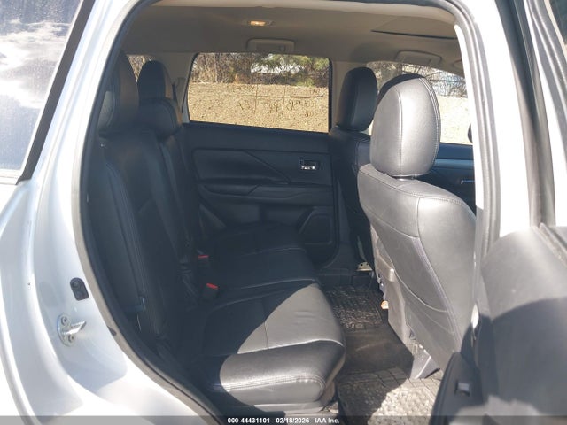 Продаж на аукціоні авто 2014 Mitsubishi Outlander Se, vin: JA4AD3A38EZ008377, номер лоту: 44431101