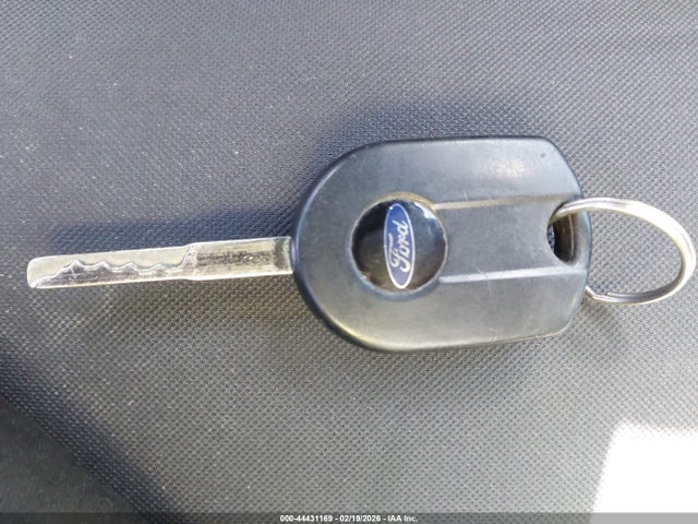 44431169 :رقم المزاد ، 1FMCU0F76FUC24389 vin ، 2015 Ford Escape S مزاد بيع