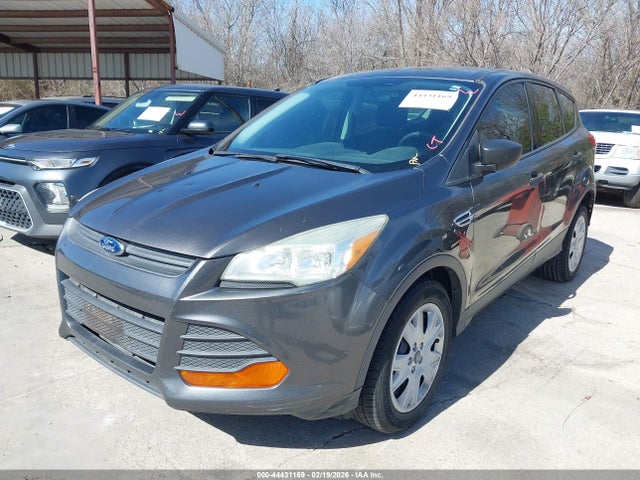 44431169 :رقم المزاد ، 1FMCU0F76FUC24389 vin ، 2015 Ford Escape S مزاد بيع