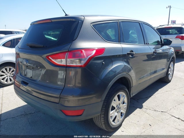 44431169 :رقم المزاد ، 1FMCU0F76FUC24389 vin ، 2015 Ford Escape S مزاد بيع