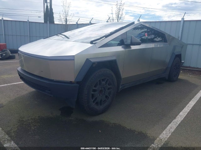 Продаж на аукціоні авто 2024 Tesla Cybertruck All-wheel Drive, vin: 7G2CEHED9RA017042, номер лоту: 44431190