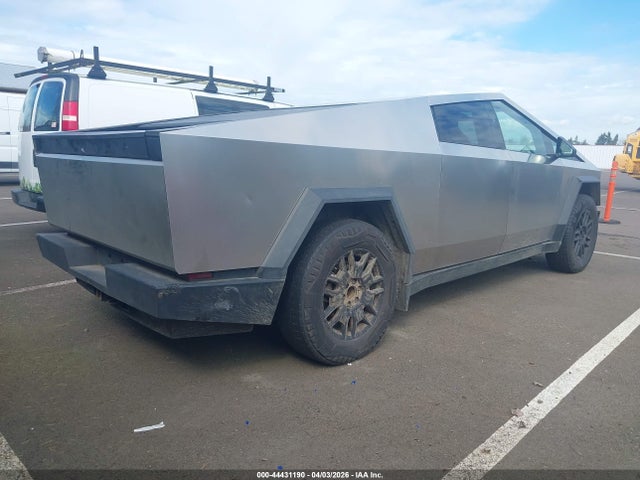 Продаж на аукціоні авто 2024 Tesla Cybertruck All-wheel Drive, vin: 7G2CEHED9RA017042, номер лоту: 44431190