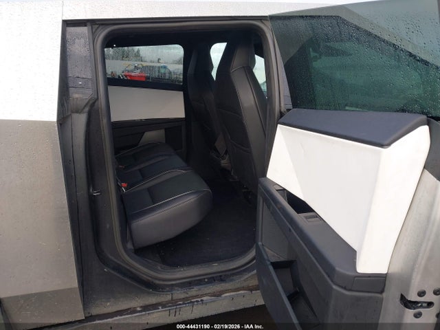 Продаж на аукціоні авто 2024 Tesla Cybertruck All-wheel Drive, vin: 7G2CEHED9RA017042, номер лоту: 44431190