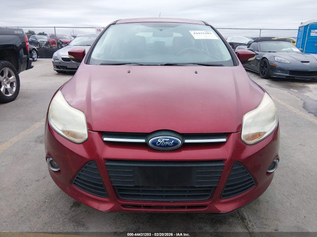 1FADP3K20EL443810 Ford FOCUS SE