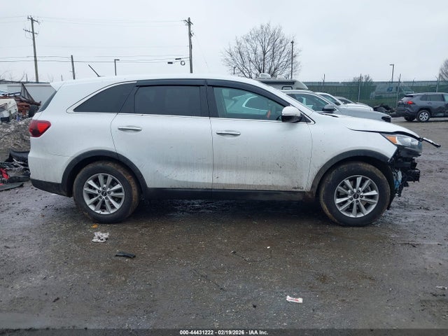 5XYPGDA3XKG559711 KIA Sorento 2.4l Lx