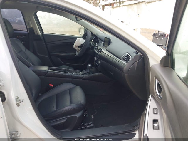 JM1GL1V56H1112534 Mazda Mazda6 Touring