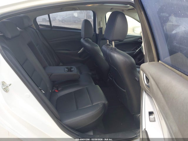 JM1GL1V56H1112534 Mazda Mazda6 Touring