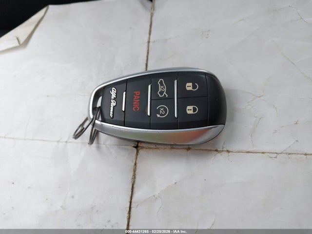 2019 ALFA ROMEO STELVIO ZASPAKAN3K7C32370 Photo 10