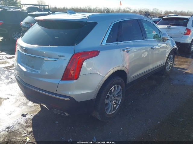 2017 CADILLAC XT5 1GYKNDRS4HZ155576 Photo 3