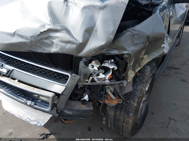 2008 CHEVROLET TAHOE 1GNFC13088R165313 Photo 5