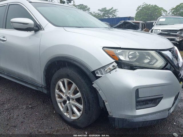 5N1AT2MT0JC713553 Nissan ROGUE SV