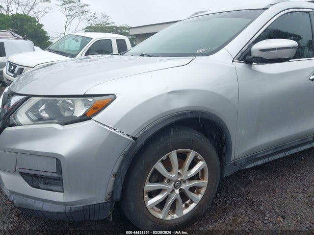 5N1AT2MT0JC713553 Nissan ROGUE SV