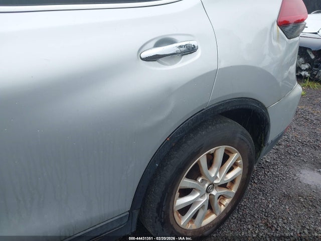 5N1AT2MT0JC713553 Nissan ROGUE SV