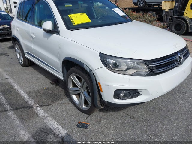WVGAV7AX9FW092348 Volkswagen Tiguan R-line
