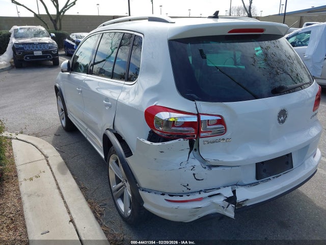 WVGAV7AX9FW092348 Volkswagen Tiguan R-line