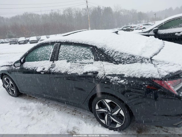 Продажа на аукционе авто 2022 Hyundai Elantra Hybrid Limited, vin: KMHLN4AJ3NU014614, номер лота: 44431356
