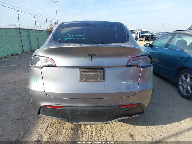 7SAYGAEE0RF156212 Tesla Model Y Long Range Dual Motor All-wheel Drive