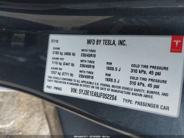 2018 TESLA MODEL 3 5YJ3E1EA9JF052204 Photo 8