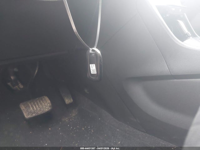 44431387 :رقم المزاد ، KL4CJASBXKB961849 vin ، 2019 Buick Encore Fwd Preferred مزاد بيع