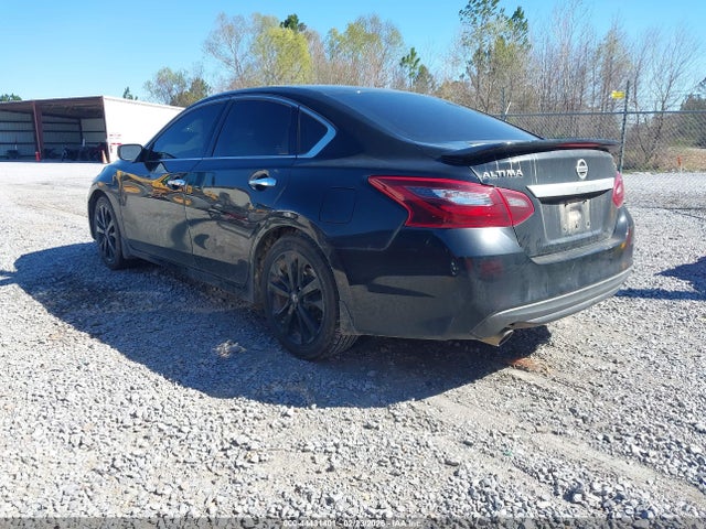 1N4AL3AP2HC214447 Nissan Altima 2.5 Sr