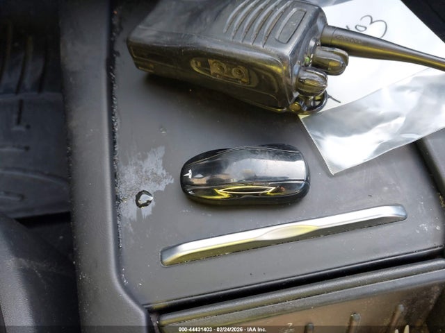 2016 TESLA MODEL S 5YJSA1E21GF153939 Photo 10