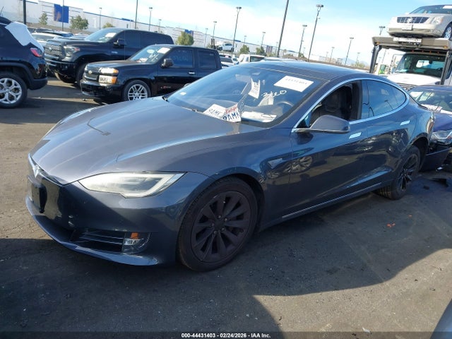 Продаж на аукціоні авто 2016 Tesla Model S 60d/70d/75d/85d/90d, vin: 5YJSA1E21GF153939, номер лоту: 44431403