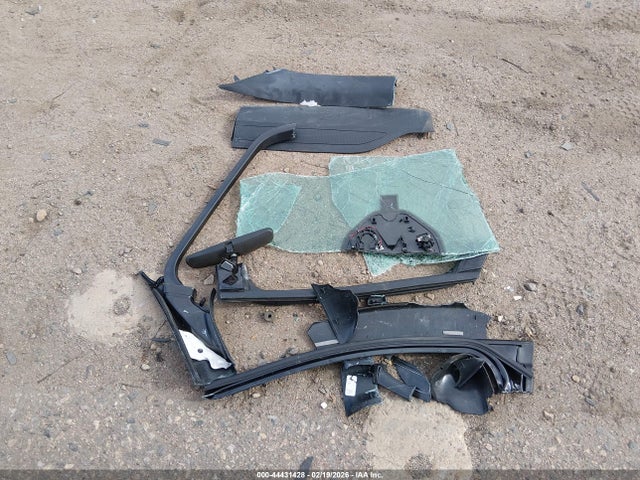 1FMCU9MNXSUA09713 Ford Escape St-line