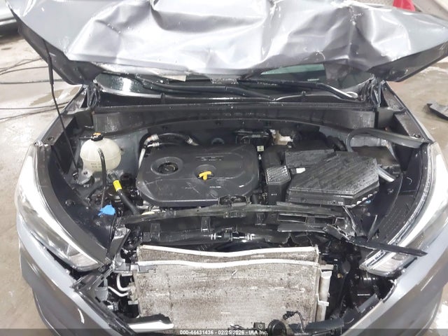 KM8J33A42JU615055 Hyundai TUCSON SEL