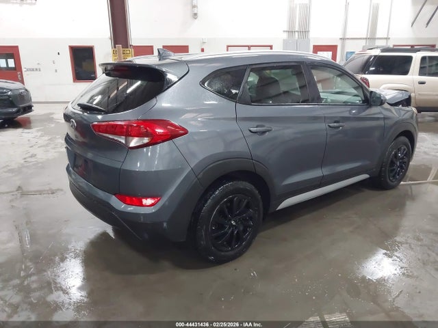 KM8J33A42JU615055 Hyundai TUCSON SEL
