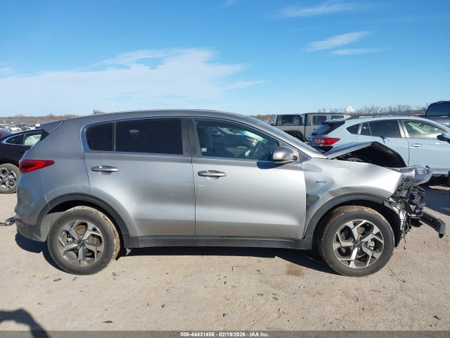 Продажа на аукционе авто 2021 Kia Sportage Lx, vin: KNDPMCAC6M7939373, номер лота: 44431456