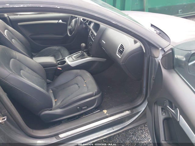 2012 AUDI A5 WAUCFAFR2CA000830 Photo 4